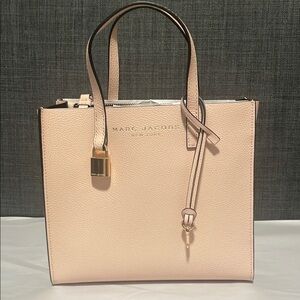 NWT MARC JACOBS CROSSBODY